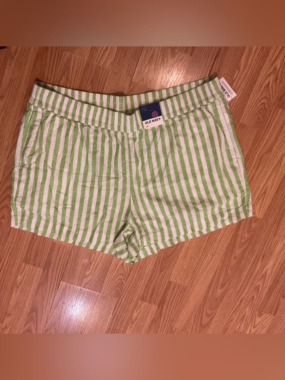 NWT-Old Navy Green Stripe Women's Shorts LINEN MIX 2X (46X3